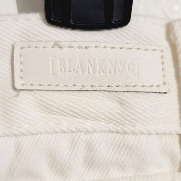 BlankNYC Button Fly Distressed High Rise Cut-Off Shorts White 29 - Picture 7 of 11